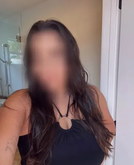 Angelika, 36