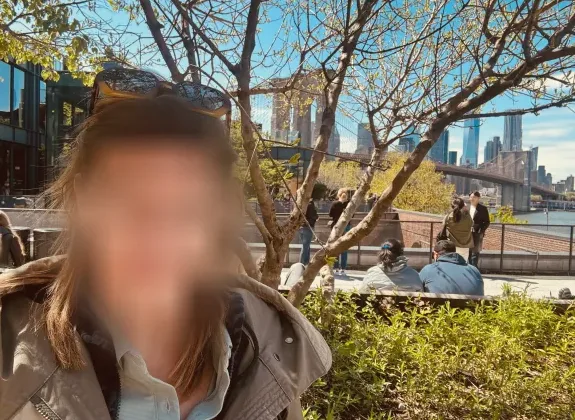 Chiara, 39