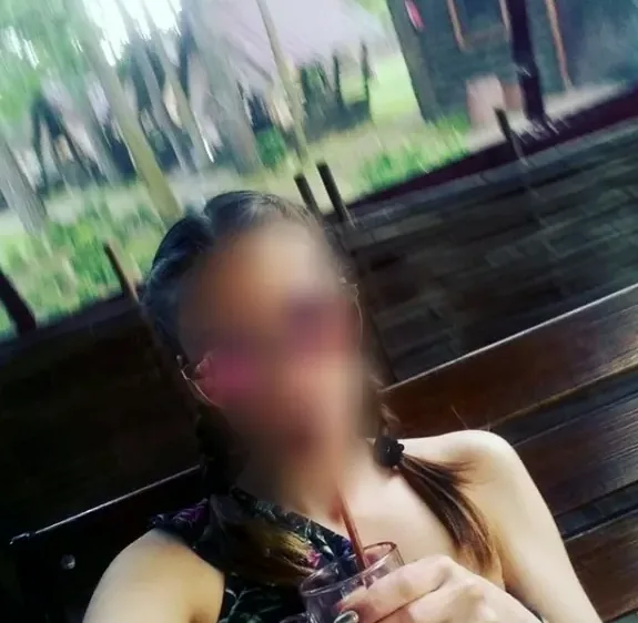 Corinna, 31