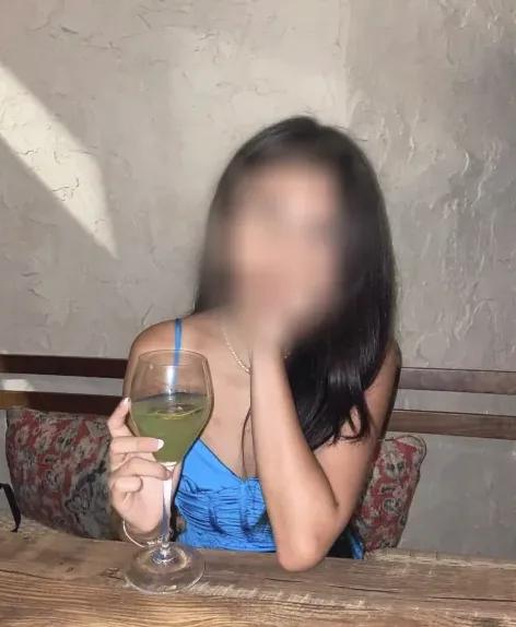Doris, 19
