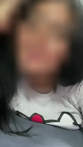 Hannah, 25