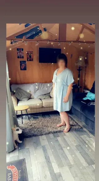 Katrin, 27