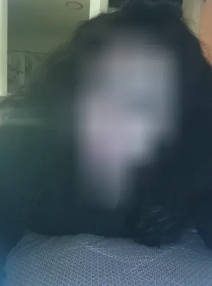 Melanie, 39