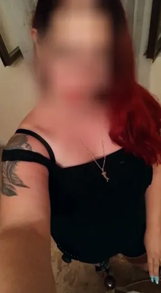 Nicole, 34